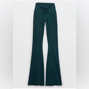 OFFLINE By Aerie Real Me High
Waisted Ruched Flare Legging